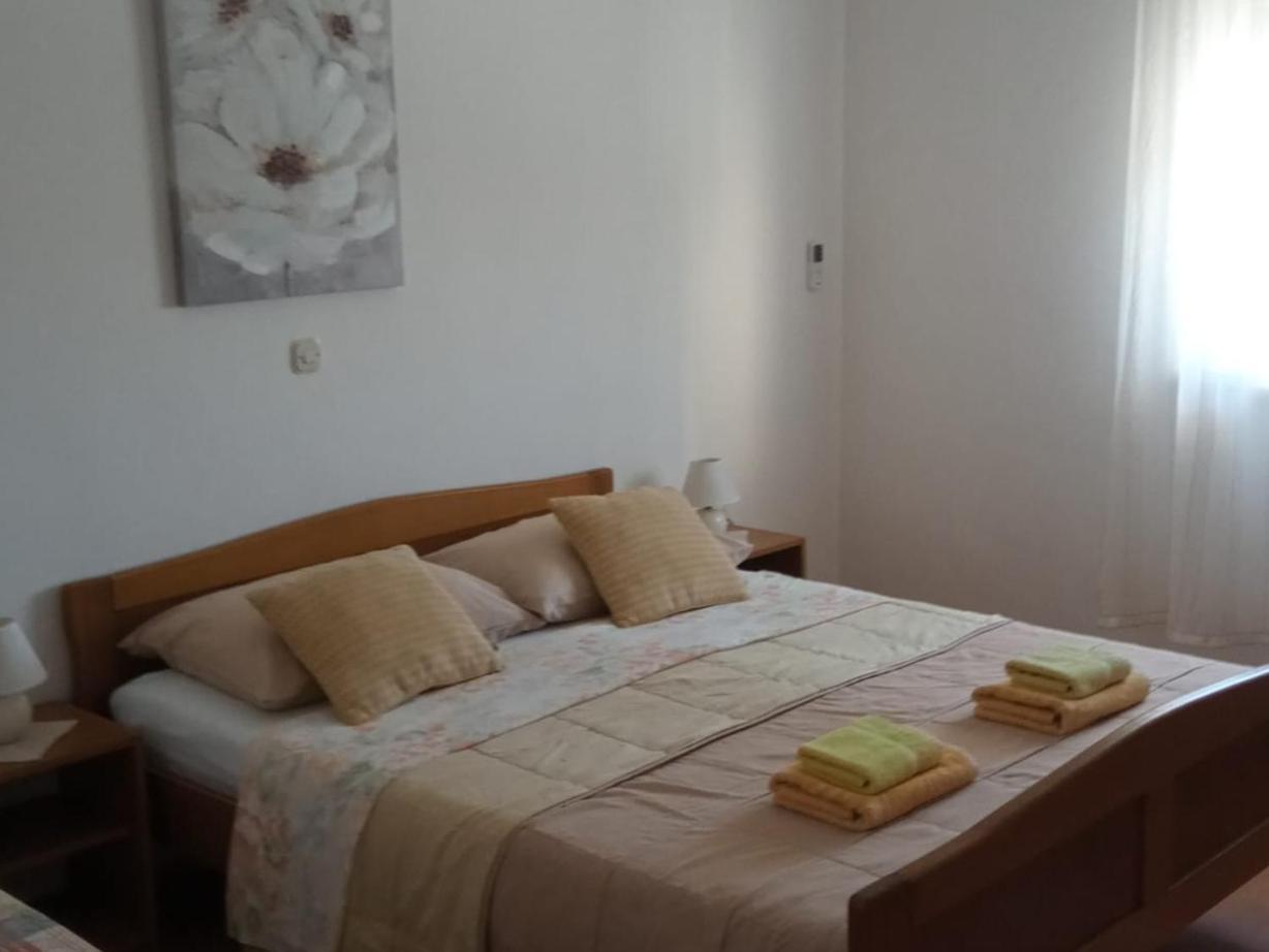 Apartment Plitvice Starigrad Paklenica Buitenkant foto